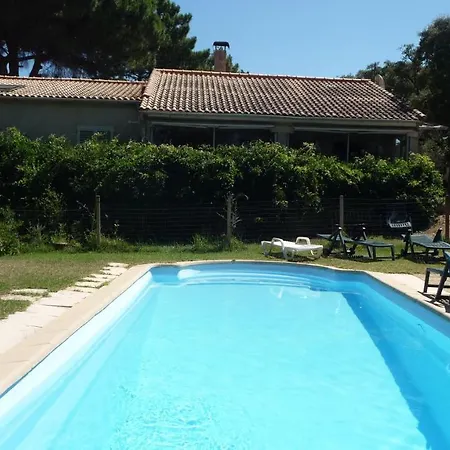 빌라 Maison De Avec Piscine Chauffee *